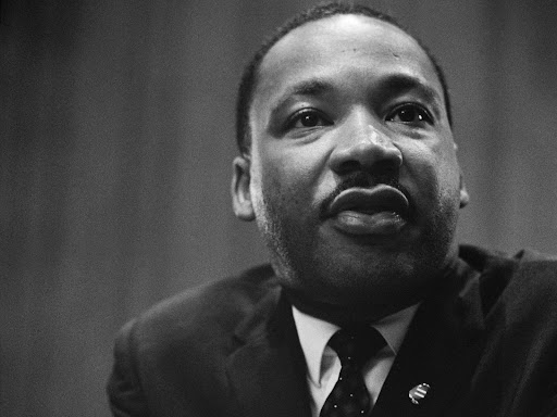 mlk jr at a press conference 