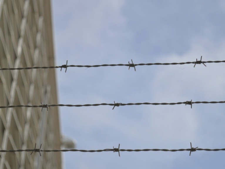 Prison barb wire