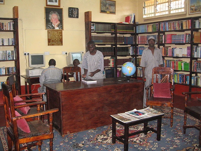 Prison library