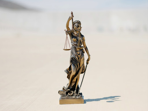 justice statue 
