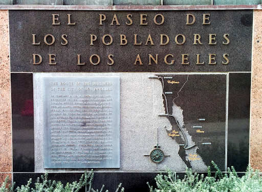 pobladores memorial grand park plaque