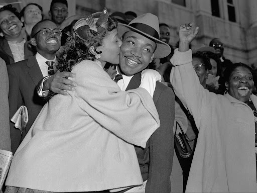 martin luther king jr being welcomed