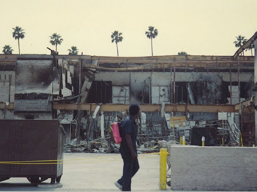 pic of aftermath of la riot