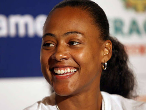 marion jones smiling 