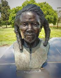 dedan kimathi waciuri bust