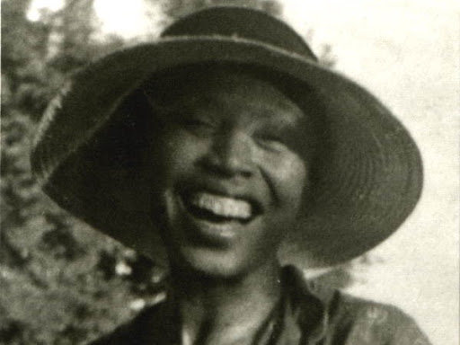 zora hurston smiling