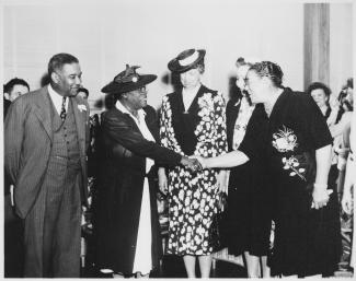 Mary McLeod Bethune meets Eleanor Roosevelt