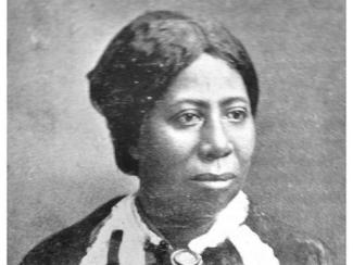 anna murray douglas smiling