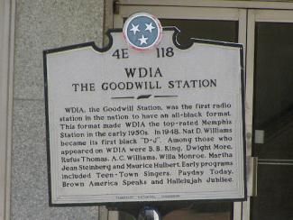 history sign talking about the history of WDIA the first black radio station