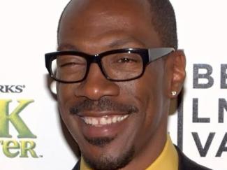 eddie murphy smiling