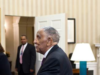 dr joseph lowery in presidential office