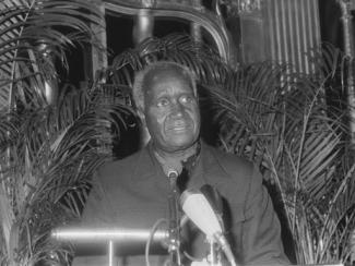 kaunda with suit on 