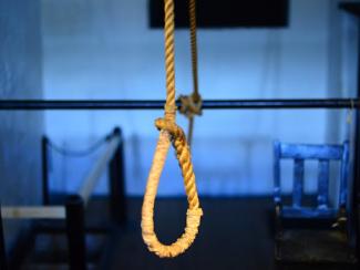 noose hanging 