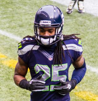 Football player Richard Sherman vs Rams