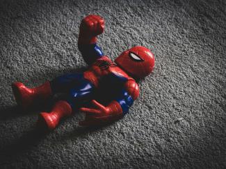 red and blue spider man action figure