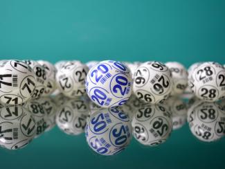 balls with numbers on it