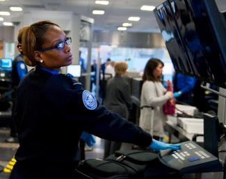 secretary johnson thanking tsa employees