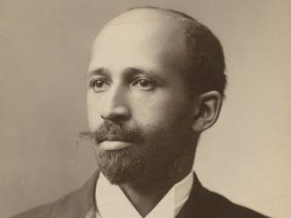 W.E.B Du Bois portrait photo