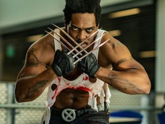 wolverine with claws