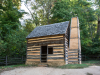 photo of slave cabin in mount vernon